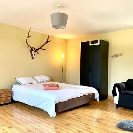 ベッド・アンド・ブレックファスト Bikes Beers